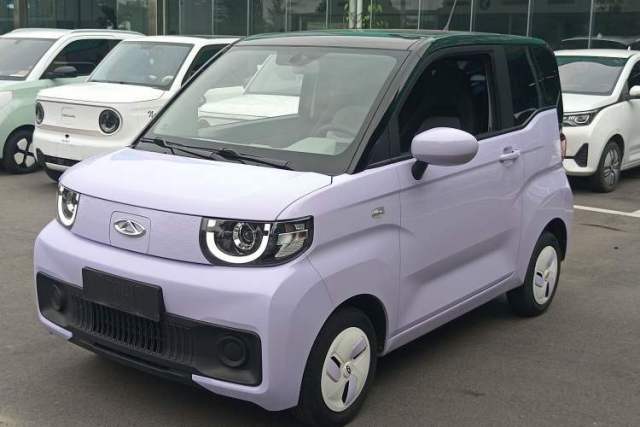 Ojetý Chery QQ Ice Cream 2022 170km Sundae Phosphate Lithium-Ion