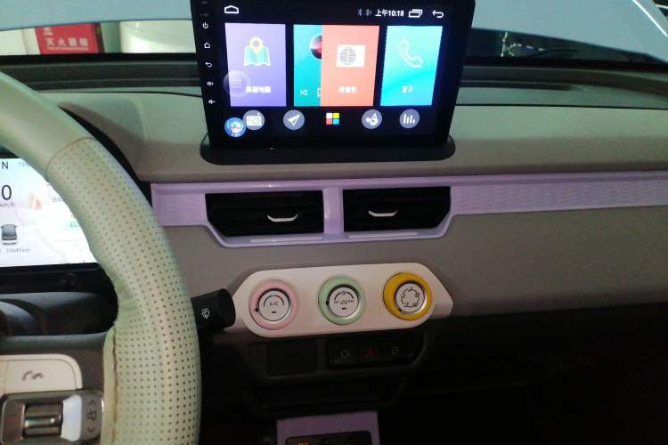 Used Chery QQ Ice Cream 2022 170km Sundae Phosphate Lithium-Ion Audio And AC Panel