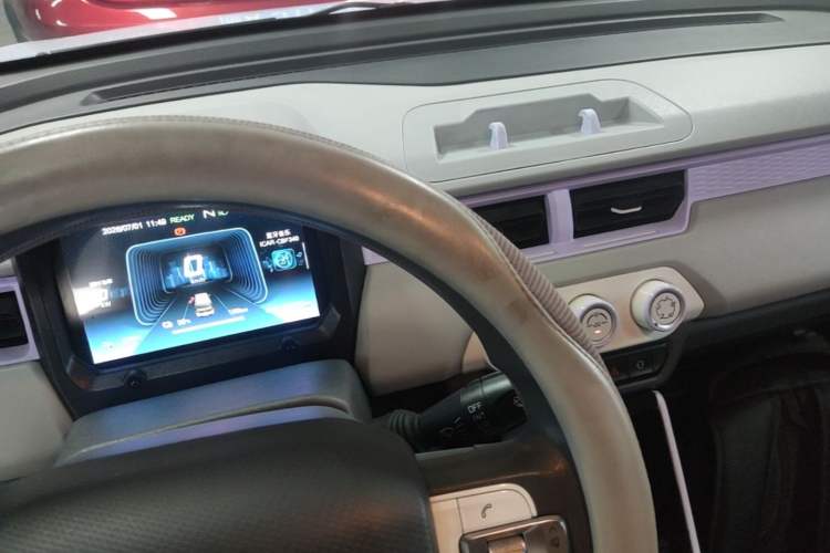 Used Chery QQ Ice Cream 2022 170km Sundae Phosphate Lithium-Ion Audio And AC Panel