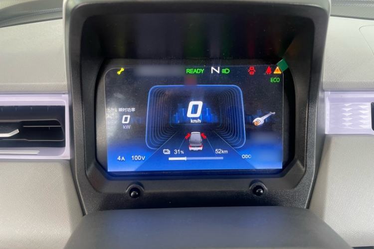 Used Chery QQ Ice Cream 2022 170km Sundae Phosphate Lithium-Ion Audio And AC Panel