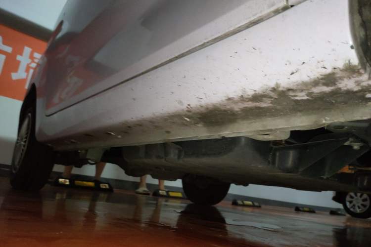 Used Chery QQ Ice Cream 2022 170km Sundae Phosphate Lithium-Ion Chassis Front Right