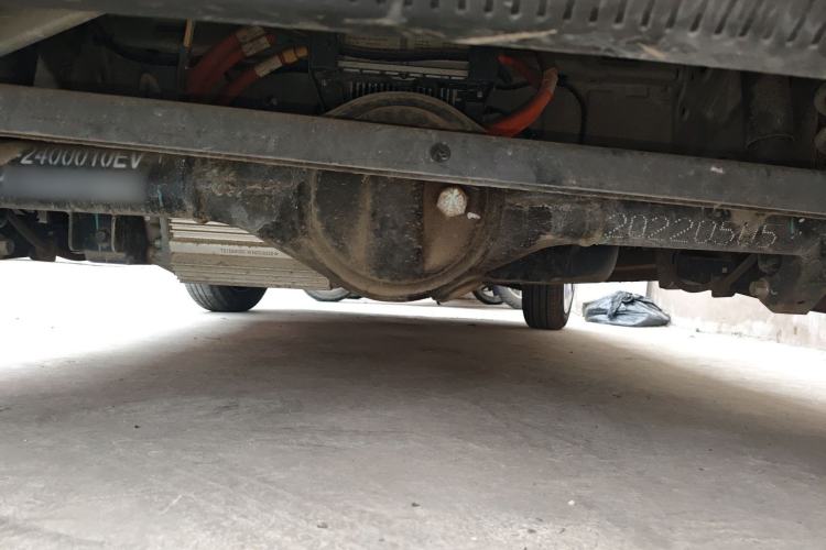 Used Chery QQ Ice Cream 2022 120km Conical Shape Lithium Iron Phosphate Chassis Rear