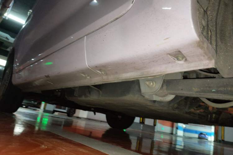 Used Chery QQ Ice Cream 2022 170km Sundae Phosphate Lithium-Ion Chassis Rear Left