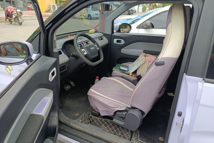 Used Chery QQ Ice Cream 2022 170km Sundae Phosphate Lithium-Ion Driver Seat