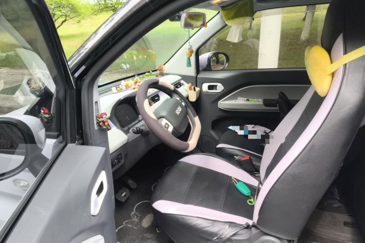 Used Chery QQ Ice Cream 2022 170km Sundae Phosphate Lithium-Ion Driver Seat