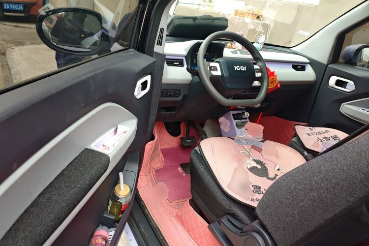 Used Chery QQ Ice Cream 2022 120km Conical Shape Lithium Iron Phosphate Driver Seat