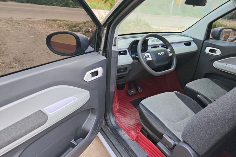 Used Chery QQ Ice Cream 2022 120km Conical Shape Lithium Iron Phosphate Driver Seat