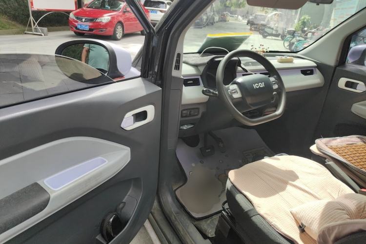 Used Chery QQ Ice Cream 2022 170km Sundae Phosphate Lithium-Ion Driver Seat