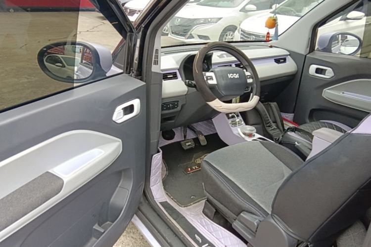 Used Chery QQ Ice Cream 2022 170km Sundae Phosphate Lithium-Ion Driver Seat