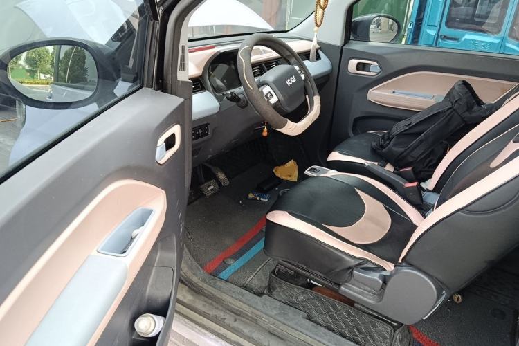 Used Chery QQ Ice Cream 2022 170km Sundae Phosphate Lithium-Ion Driver Seat