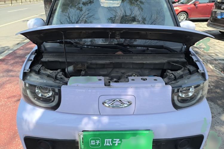 Used Chery QQ Ice Cream 2022 170km Sundae Phosphate Lithium-Ion Engine Bay