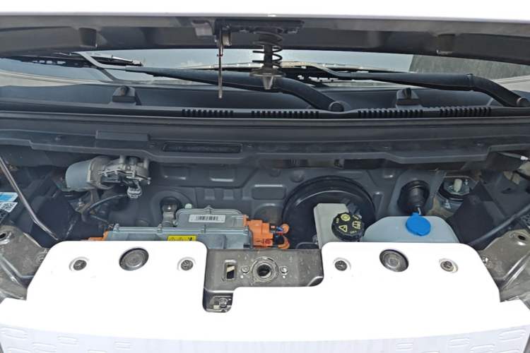 Used Chery QQ Ice Cream 2022 170km Sundae Ternary Lithium Engine Bay