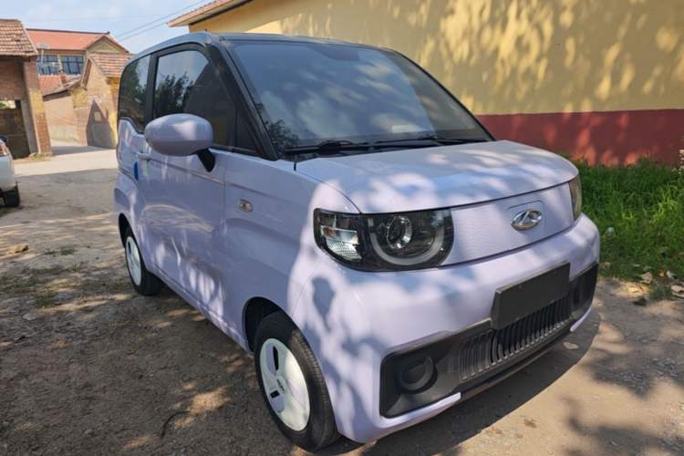 Used Chery QQ Ice Cream 2022 120km Conical Shape Lithium Iron Phosphate Exterior 1