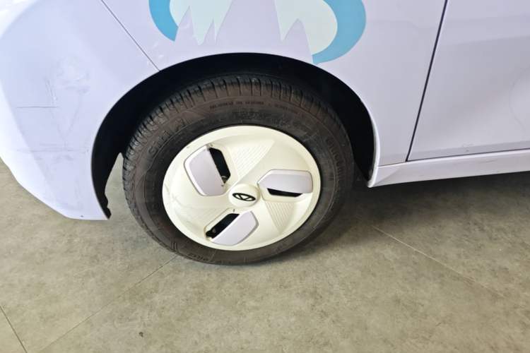 Used Chery QQ Ice Cream 2022 170km Sundae Phosphate Lithium-Ion Exterior 1