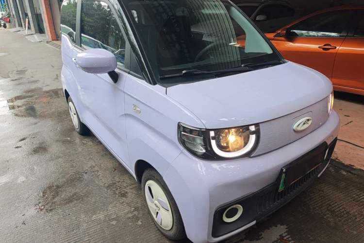 Used Chery QQ Ice Cream 2022 170km Sundae Phosphate Lithium-Ion Exterior 1