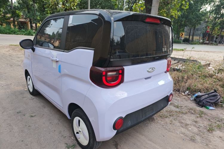 Used Chery QQ Ice Cream 2022 120km Conical Shape Lithium Iron Phosphate Exterior 2