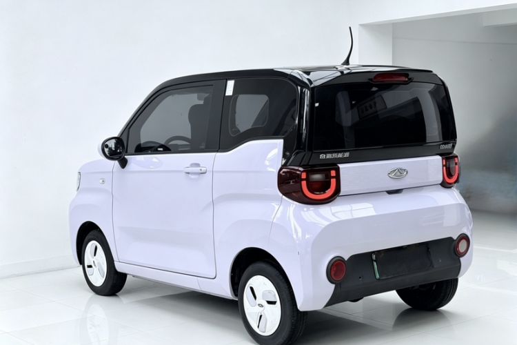 Used Chery QQ Ice Cream 2022 170km Sundae Phosphate Lithium-Ion Exterior 2