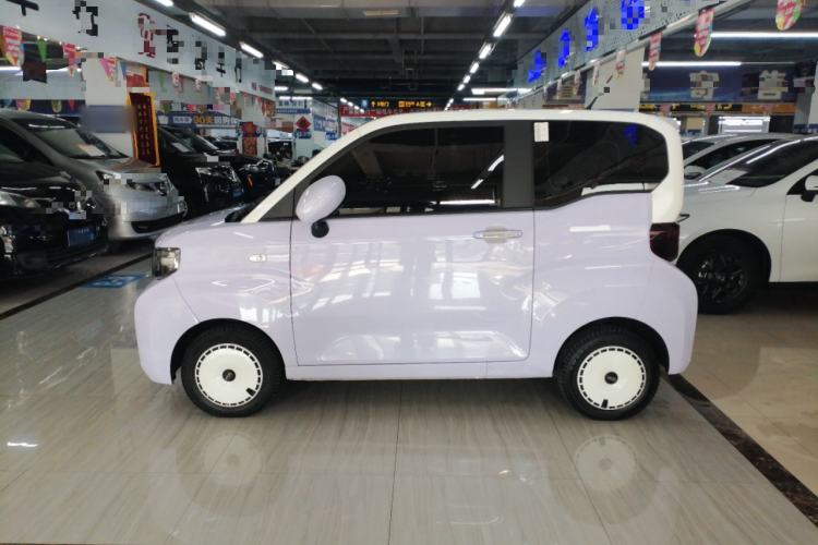 Used Chery QQ Ice Cream 2022 170km Sundae Phosphate Lithium-Ion Exterior 3