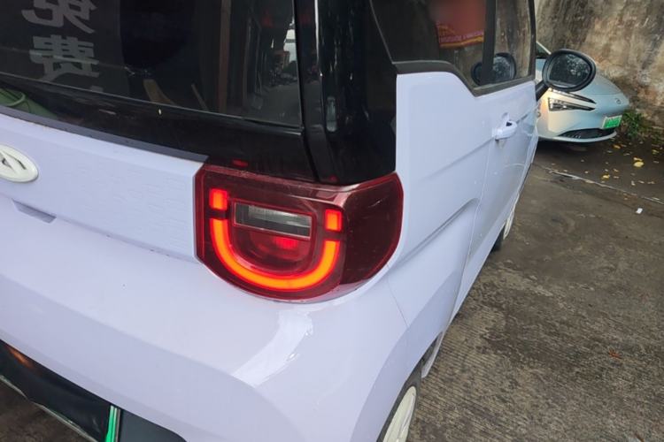 Used Chery QQ Ice Cream 2022 170km Sundae Phosphate Lithium-Ion Exterior 3