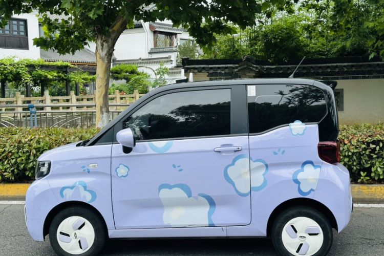 Used Chery QQ Ice Cream 2022 170km Sundae Phosphate Lithium-Ion Exterior 4