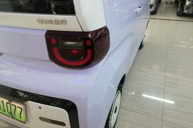 Used Chery QQ Ice Cream 2022 170km Sundae Phosphate Lithium-Ion Exterior 6