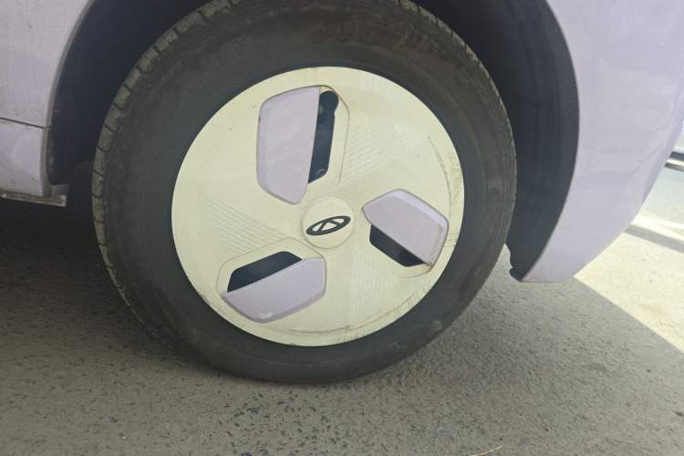 Used Chery QQ Ice Cream 2022 170km Sundae Phosphate Lithium-Ion Exterior 7