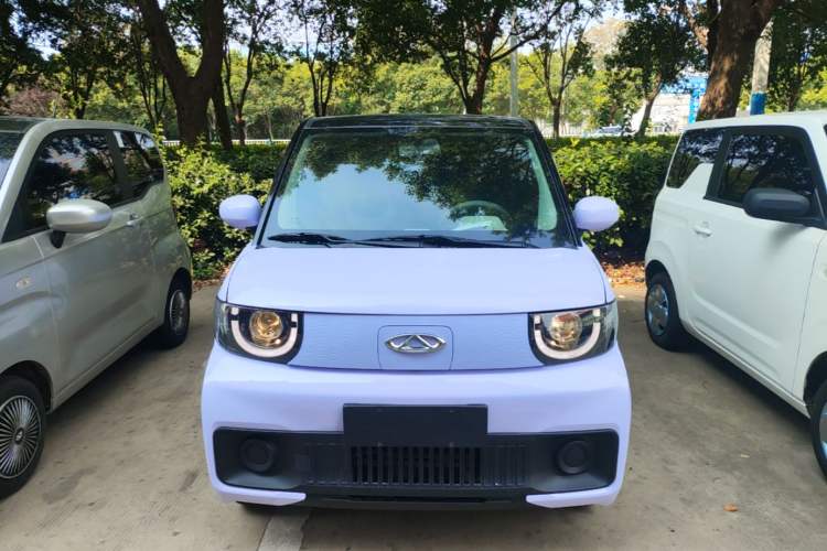 Used Chery QQ Ice Cream 2022 170km Sundae Phosphate Lithium-Ion Front