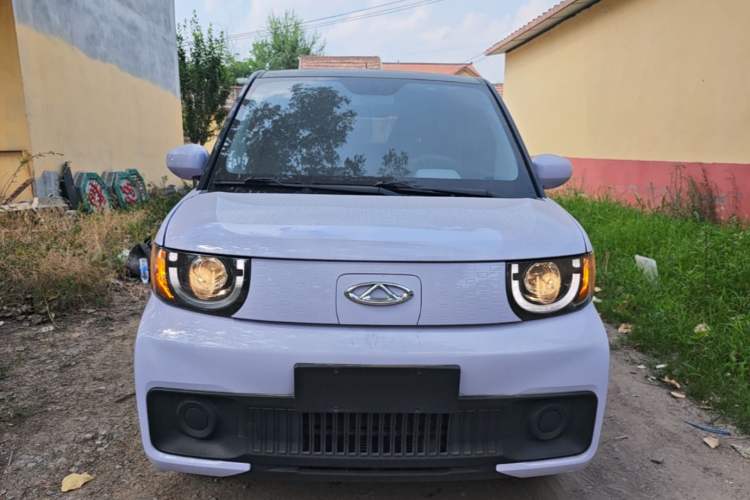 Used Chery QQ Ice Cream 2022 120km Conical Shape Lithium Iron Phosphate Front