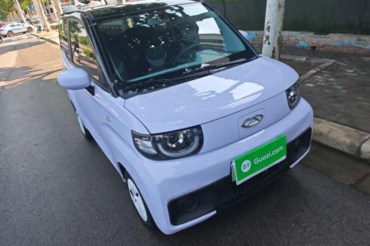 Used Chery QQ Ice Cream 2022 170km Sundae Phosphate Lithium-Ion Front Right 45 Deg