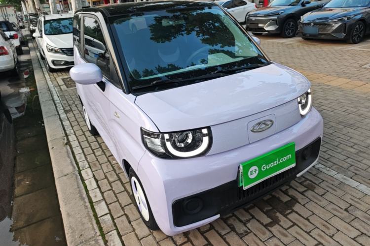 Used Chery QQ Ice Cream 2022 170km Sundae Phosphate Lithium-Ion Front Right 45 Deg