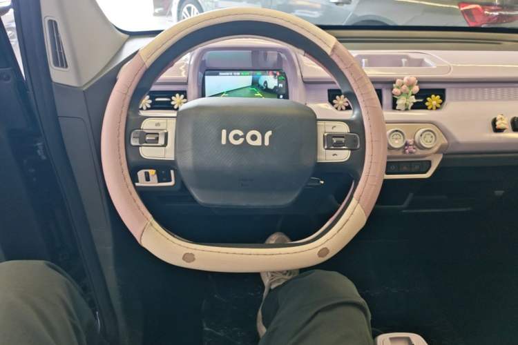 Used Chery QQ Ice Cream 2022 170km Sundae Phosphate Lithium-Ion Gear Lever