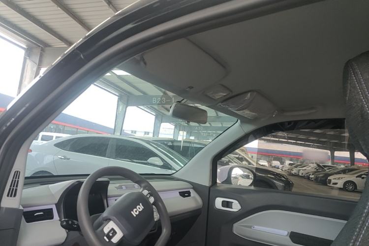 Used Chery QQ Ice Cream 2022 170km Sundae Phosphate Lithium-Ion Headliner