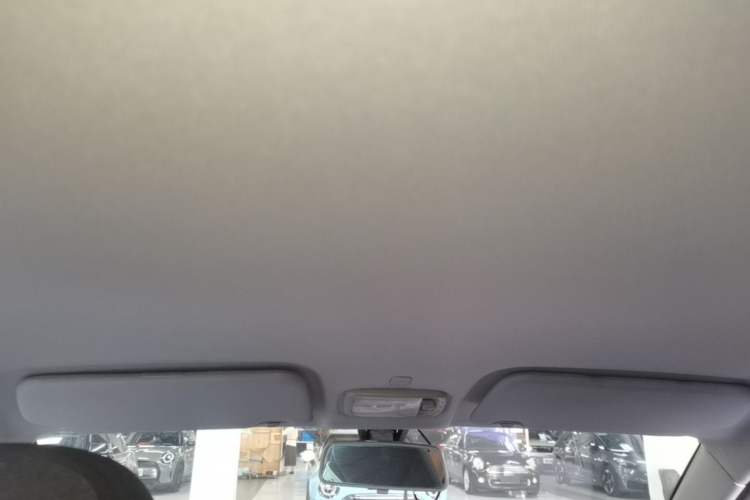 Used Chery QQ Ice Cream 2022 120km Conical Shape Lithium Iron Phosphate Headliner
