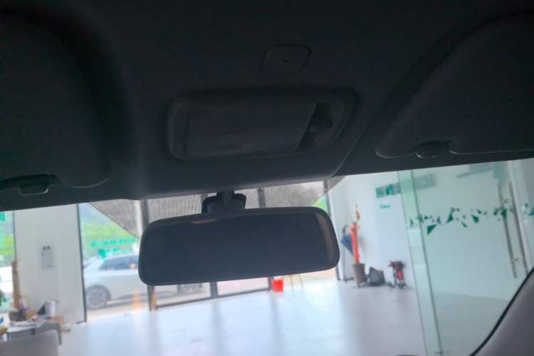 Used Chery QQ Ice Cream 2022 170km Sundae Phosphate Lithium-Ion Headliner