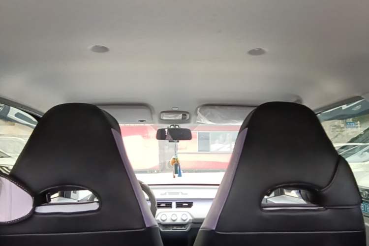 Used Chery QQ Ice Cream 2022 170km Sundae Phosphate Lithium-Ion Headliner