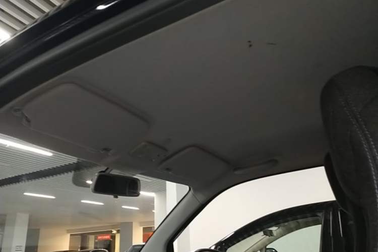 Used Chery QQ Ice Cream 2022 170km Sundae Phosphate Lithium-Ion Headliner