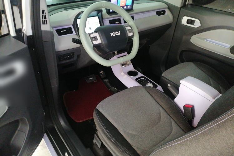 Used Chery QQ Ice Cream 2022 170km Sundae Phosphate Lithium-Ion Interior 2