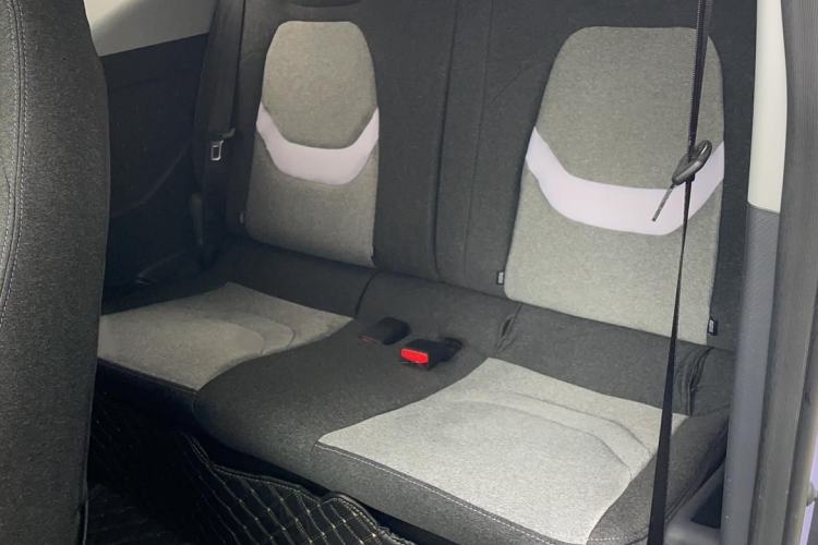 Used Chery QQ Ice Cream 2022 170km Sundae Phosphate Lithium-Ion Interior 3