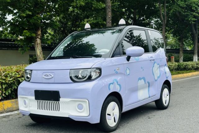 Used Chery QQ Ice Cream 2022 170km Sundae Phosphate Lithium-Ion