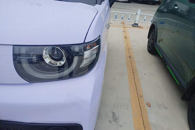Used Chery QQ Ice Cream 2022 120km Conical Shape Lithium Iron Phosphate Left Front Headlight