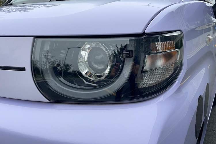 Used Chery QQ Ice Cream 2022 170km Sundae Phosphate Lithium-Ion Left Front Headlight