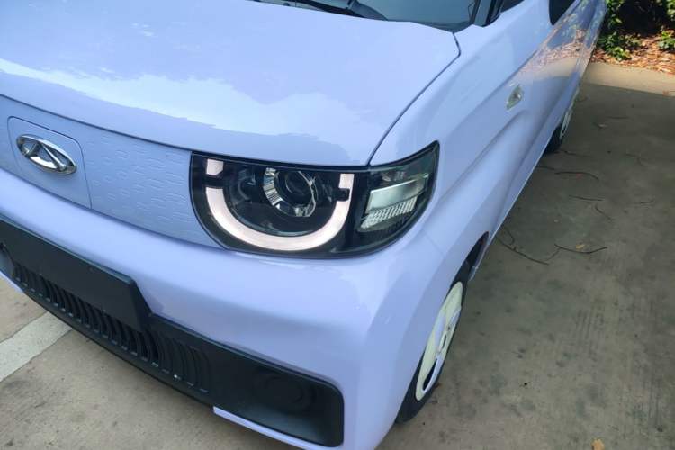Used Chery QQ Ice Cream 2022 170km Sundae Phosphate Lithium-Ion Left Front Headlight
