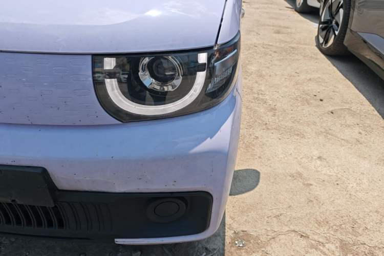 Used Chery QQ Ice Cream 2022 170km Sundae Phosphate Lithium-Ion Left Front Headlight