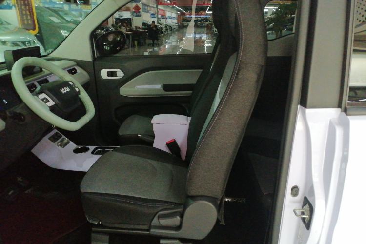 Used Chery QQ Ice Cream 2022 170km Sundae Phosphate Lithium-Ion Left Front Seat