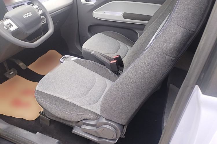 Used Chery QQ Ice Cream 2022 120km Conical Shape Lithium Iron Phosphate Left Front Seat