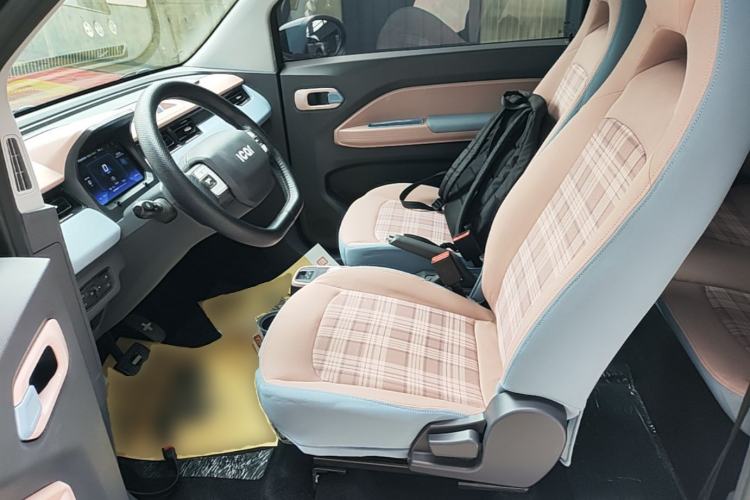 Used Chery QQ Ice Cream 2022 170km Sundae Phosphate Lithium-Ion Left Front Seat