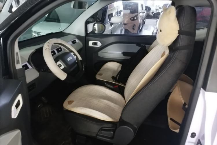 Used Chery QQ Ice Cream 2022 170km Sundae Phosphate Lithium-Ion Left Front Seat