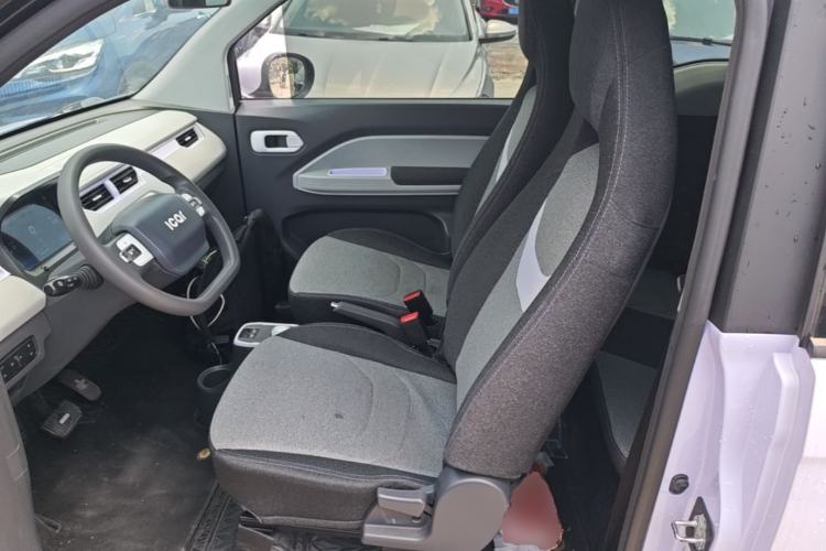 Used Chery QQ Ice Cream 2022 170km Sundae Phosphate Lithium-Ion Left Front Seat