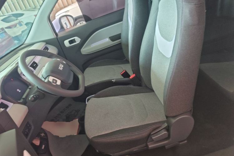 Used Chery QQ Ice Cream 2022 170km Sundae Phosphate Lithium-Ion Left Front Seat