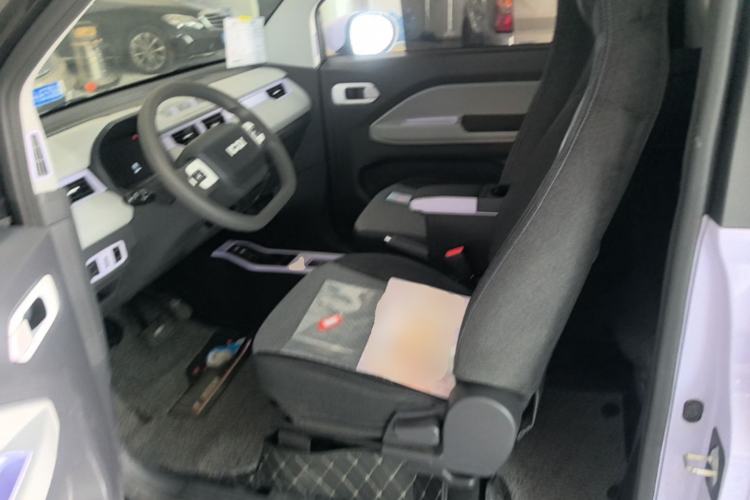 Used Chery QQ Ice Cream 2022 170km Sundae Phosphate Lithium-Ion Left Front Seat